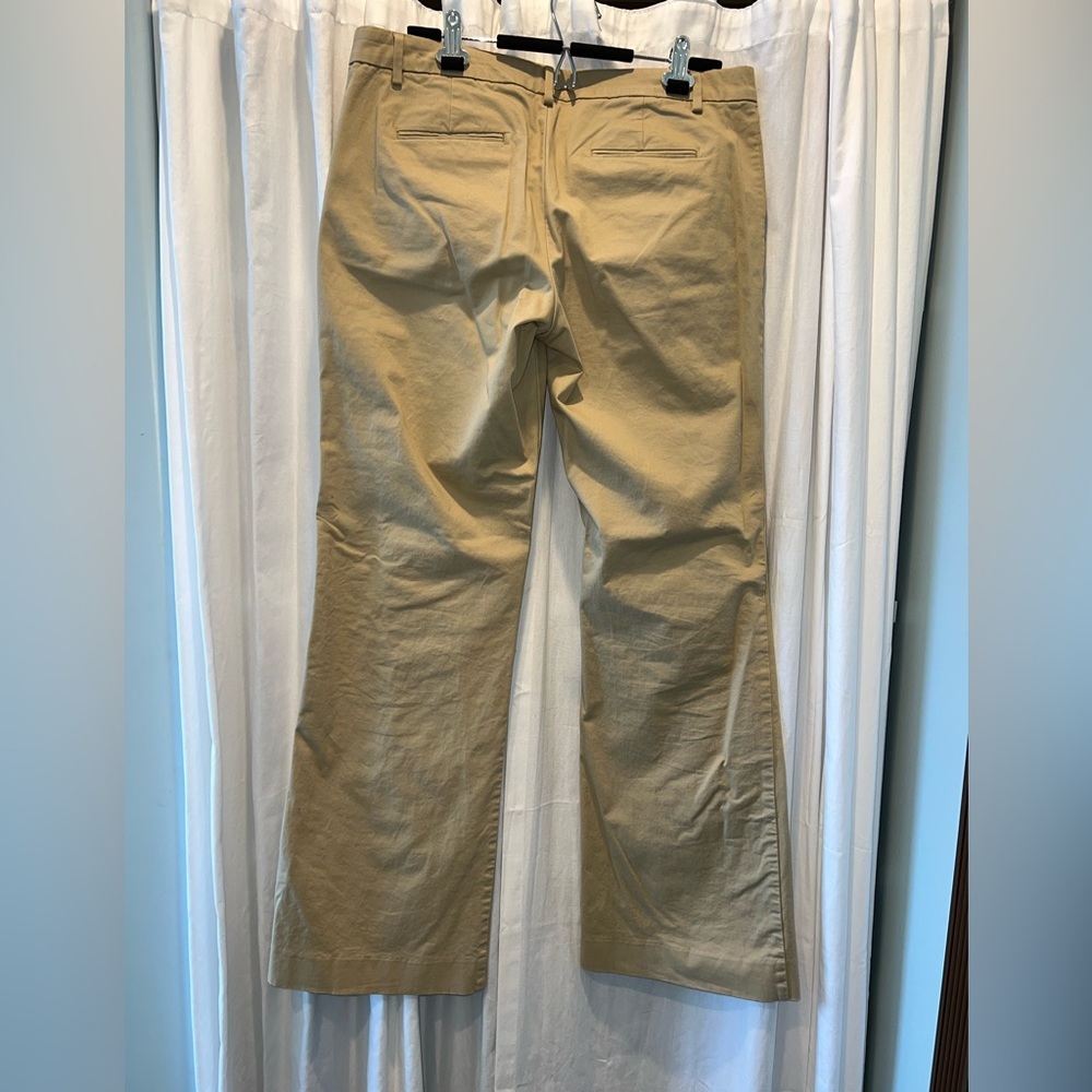 GAP Perfect Khakis - Picture 3 of 3
